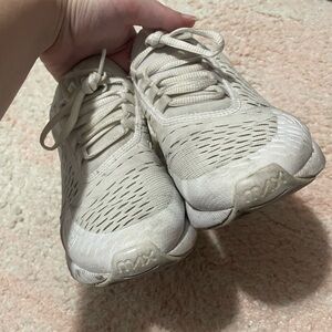 NIKE SNEAKERS